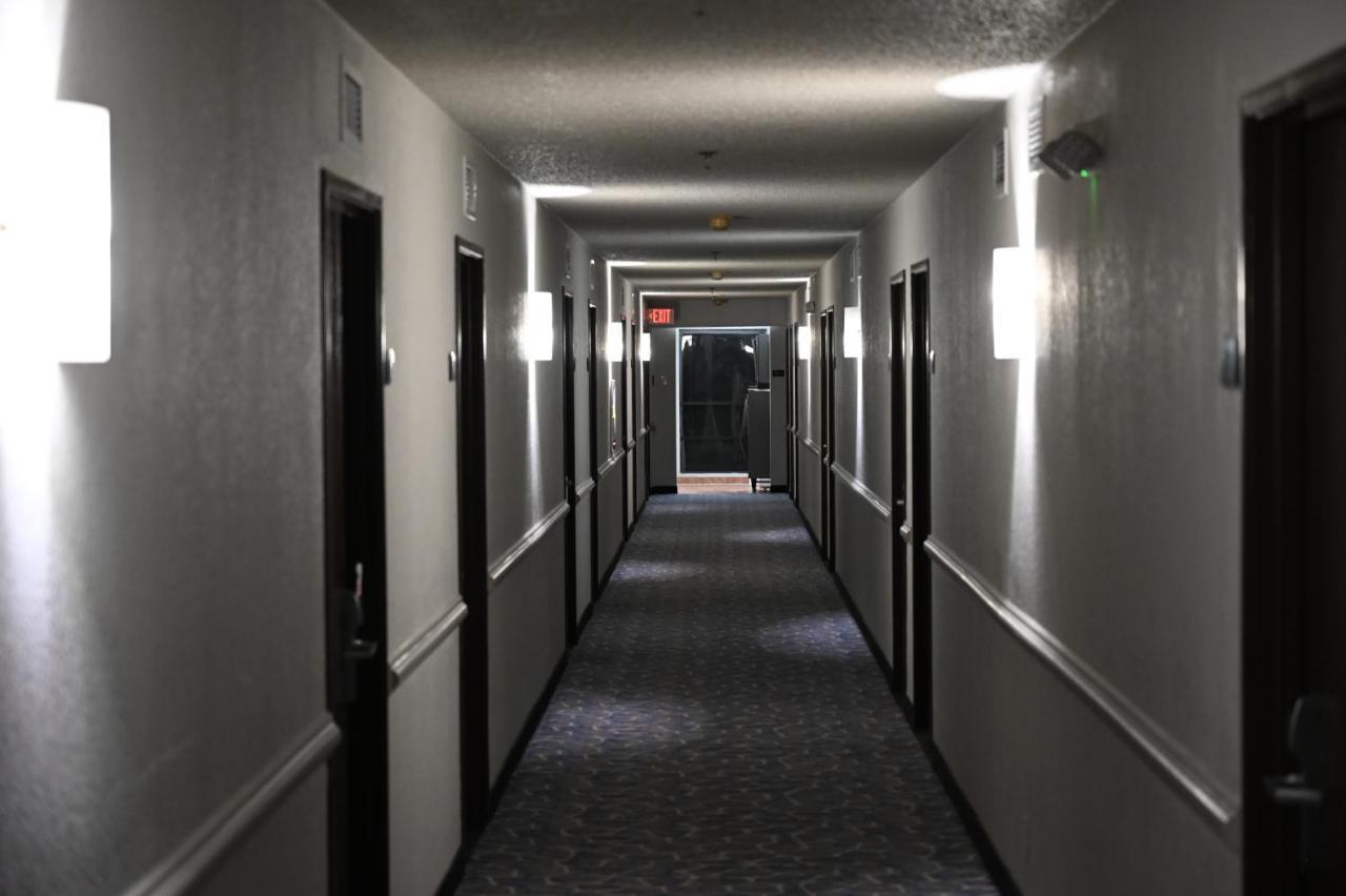 Atrium And Dfw Airport 3* Irving