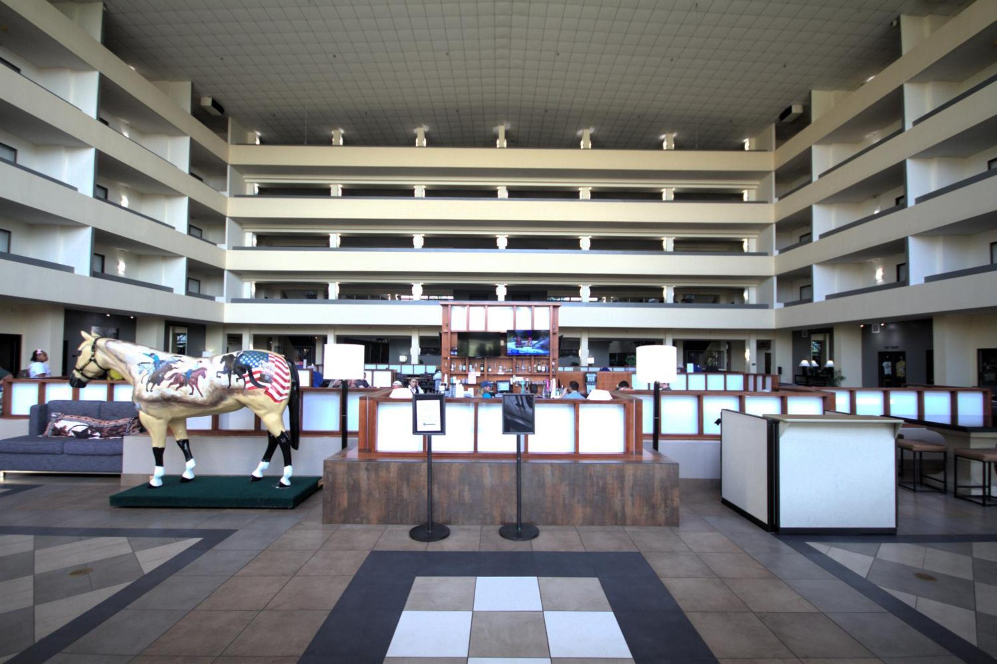 Atrium And Dfw Airport Hotel