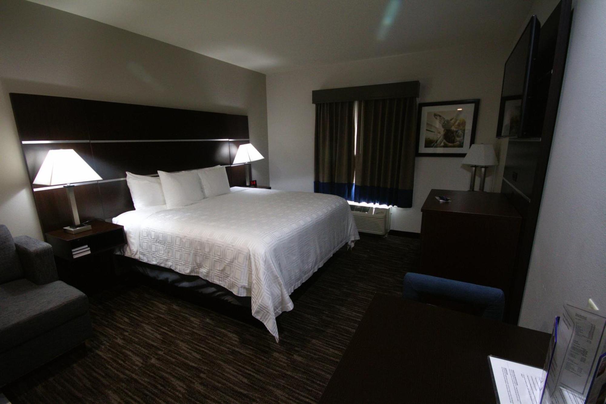 Atrium And Dfw Airport 3* Irving